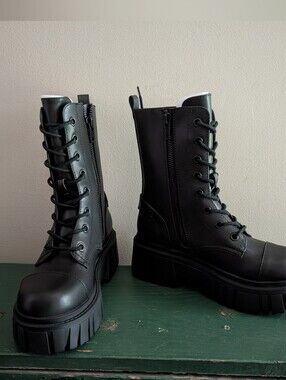 Current Mood Boots